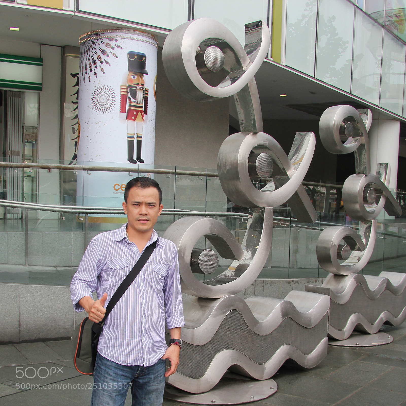 Canon EOS 550D (EOS Rebel T2i / EOS Kiss X4) sample photo. Singapore photography