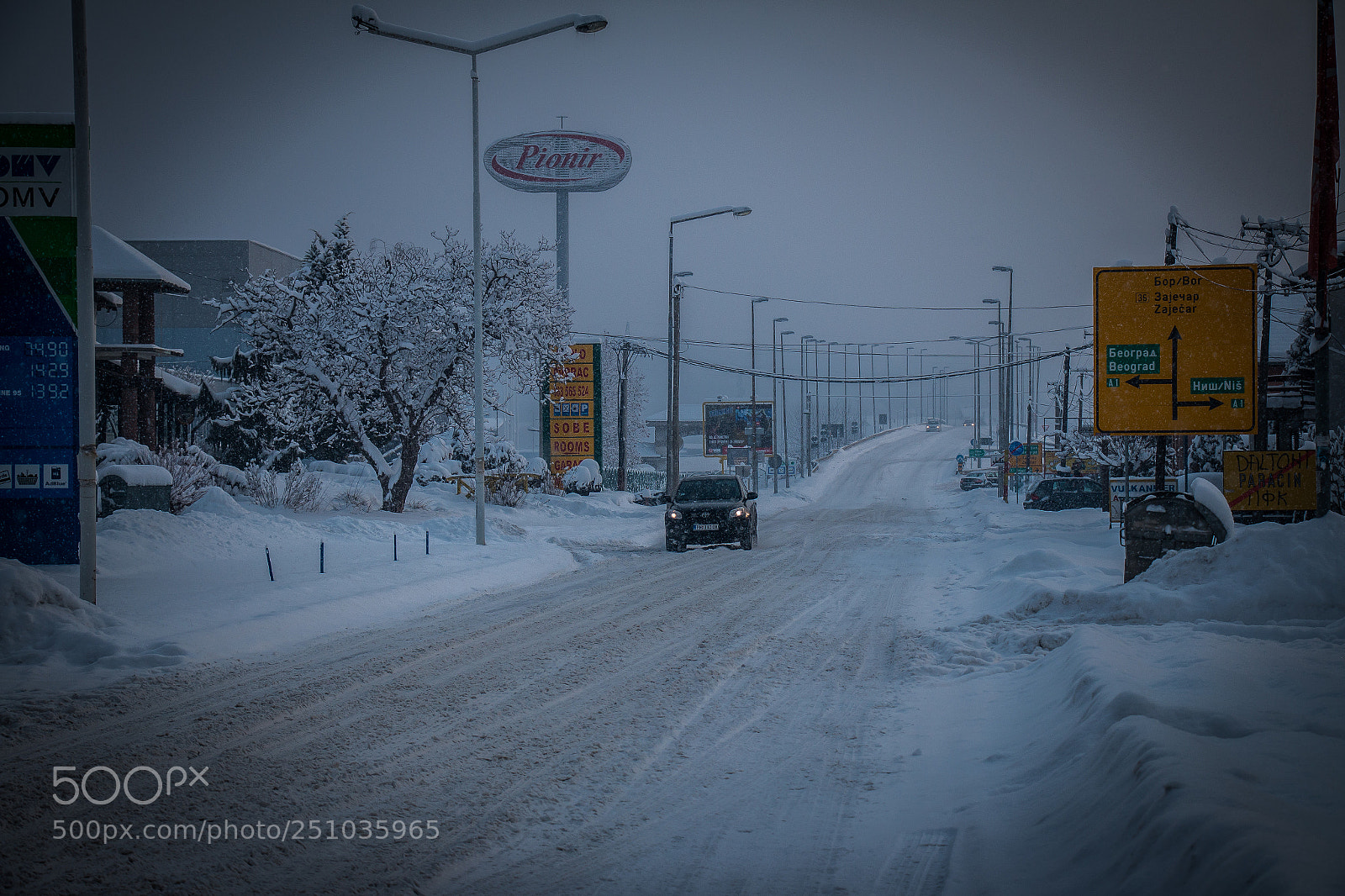 Canon EOS 70D sample photo. Snowy paracin photography