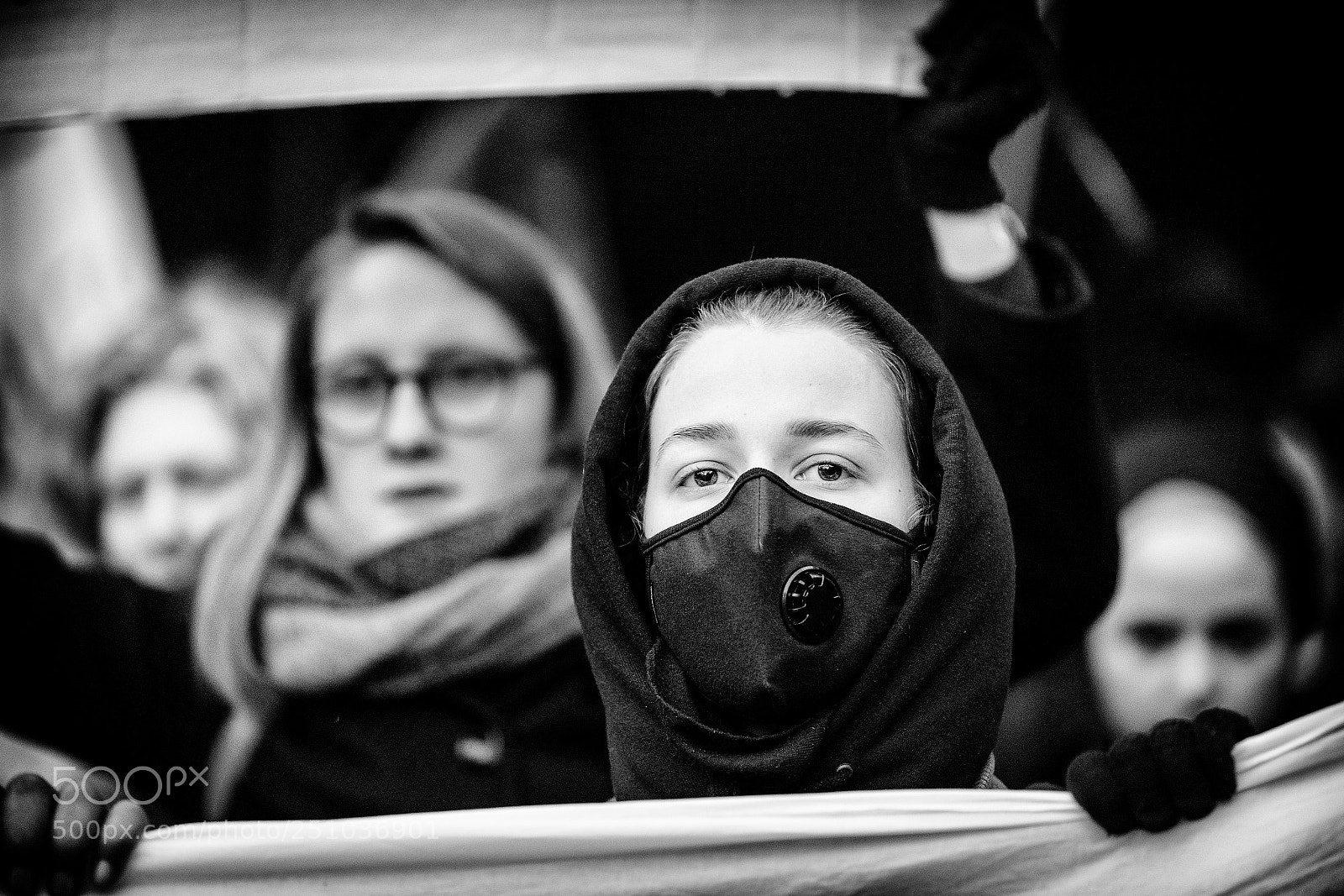 Nikon D5 sample photo. Manifestation contre le sommet photography
