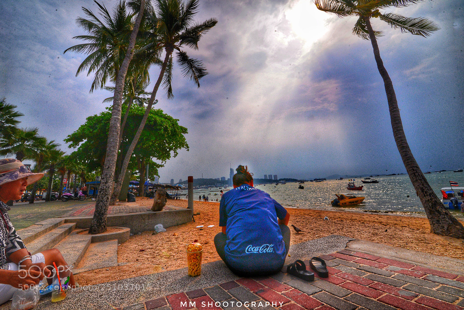 Nikon D610 sample photo. Beach view feeding time photography