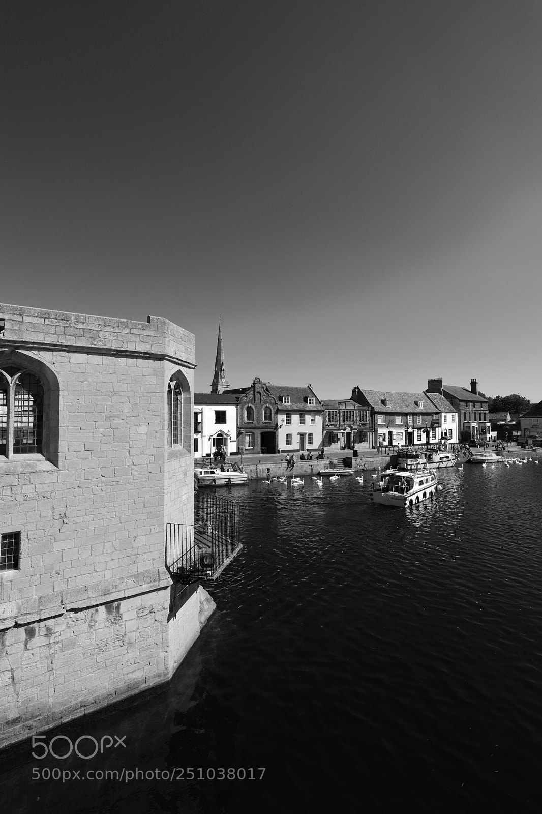 Canon EOS 5D Mark II sample photo. Boats on the river photography