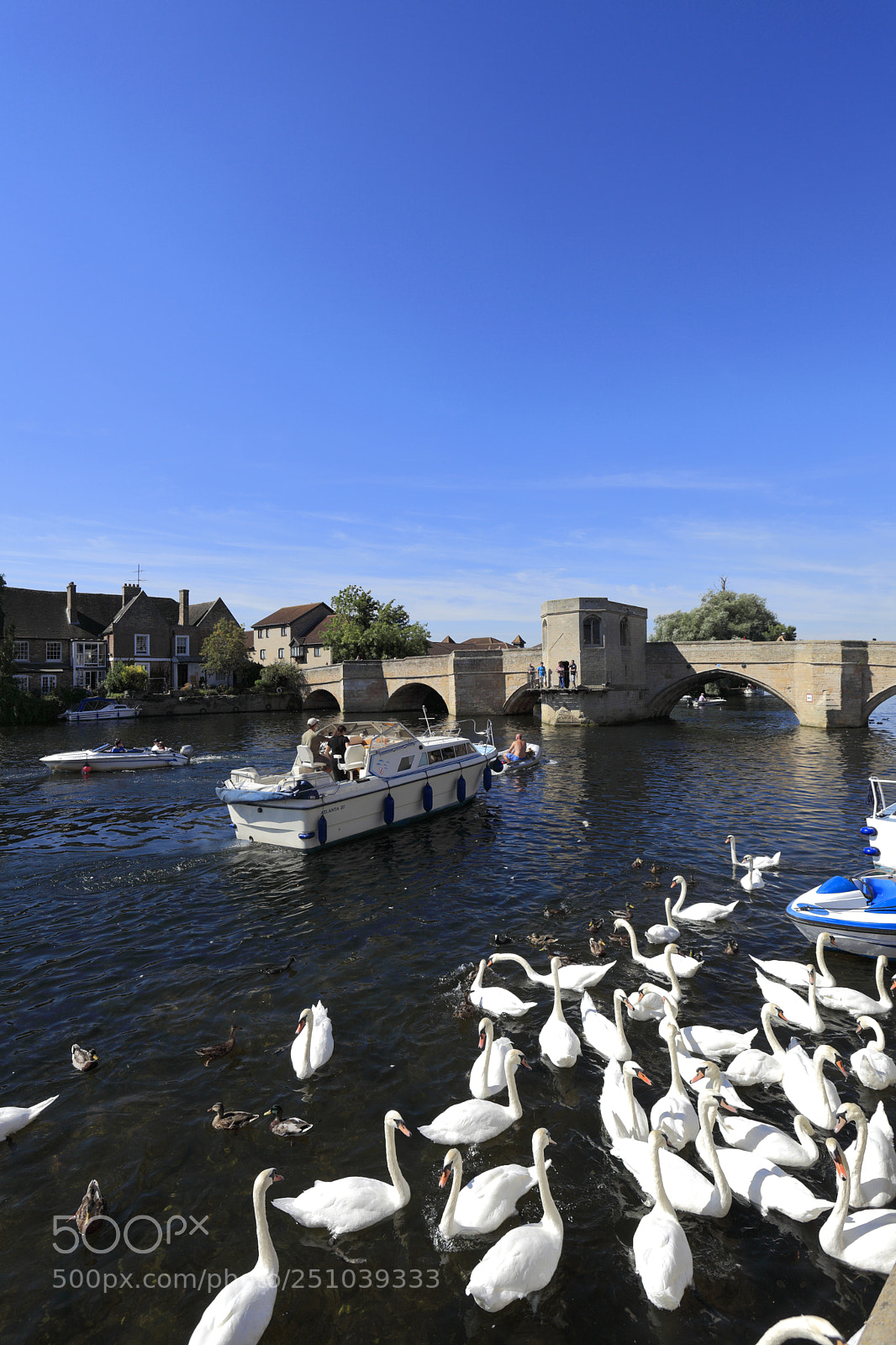 Canon EOS 5D Mark II sample photo. Boats on the river photography