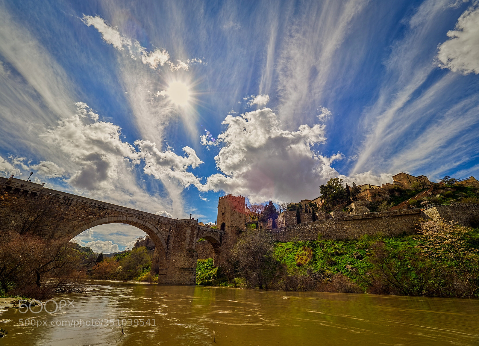Olympus OM-D E-M1 Mark II sample photo. Toledo photography