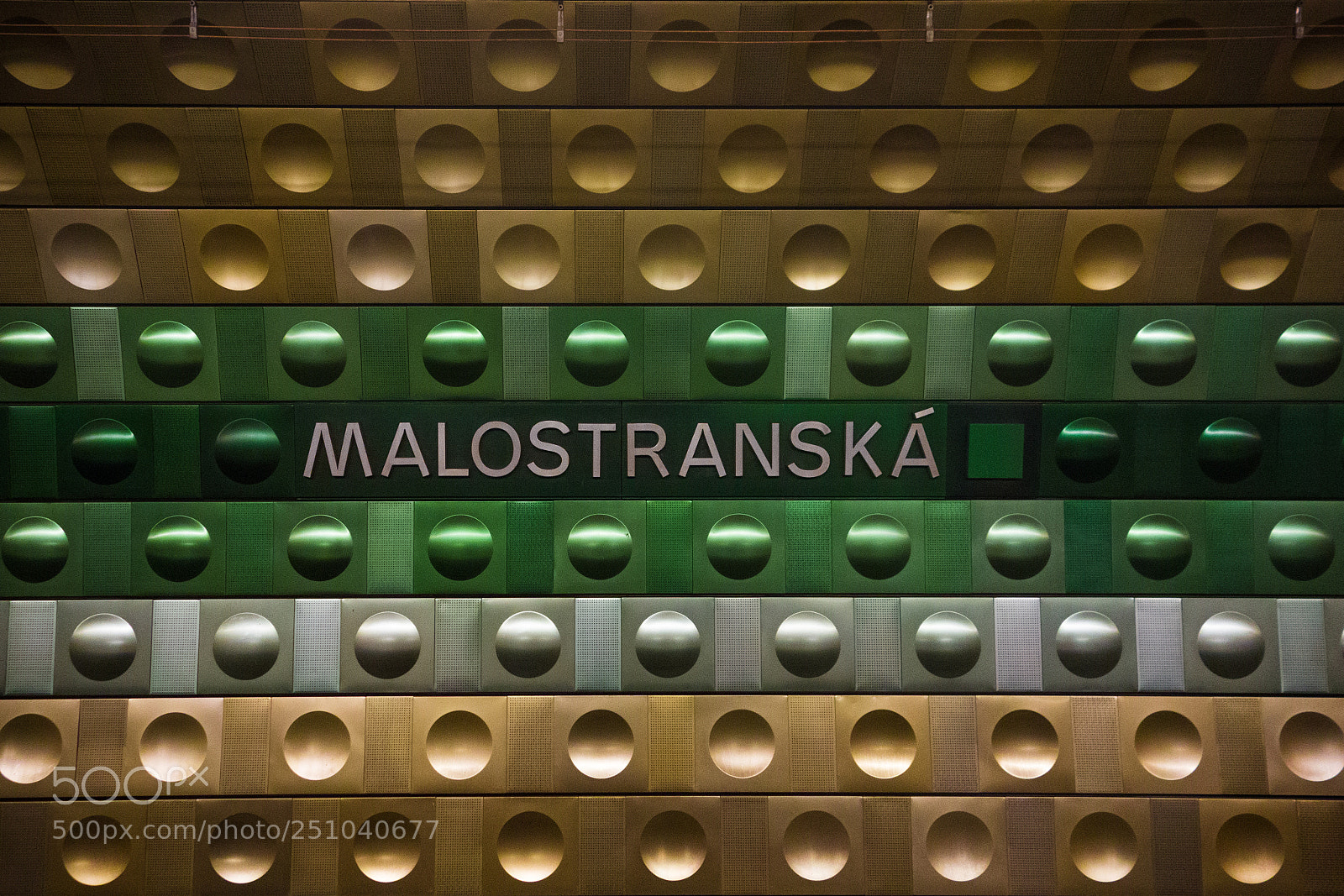 Sony Cyber-shot DSC-RX100 sample photo. Prague subway photography