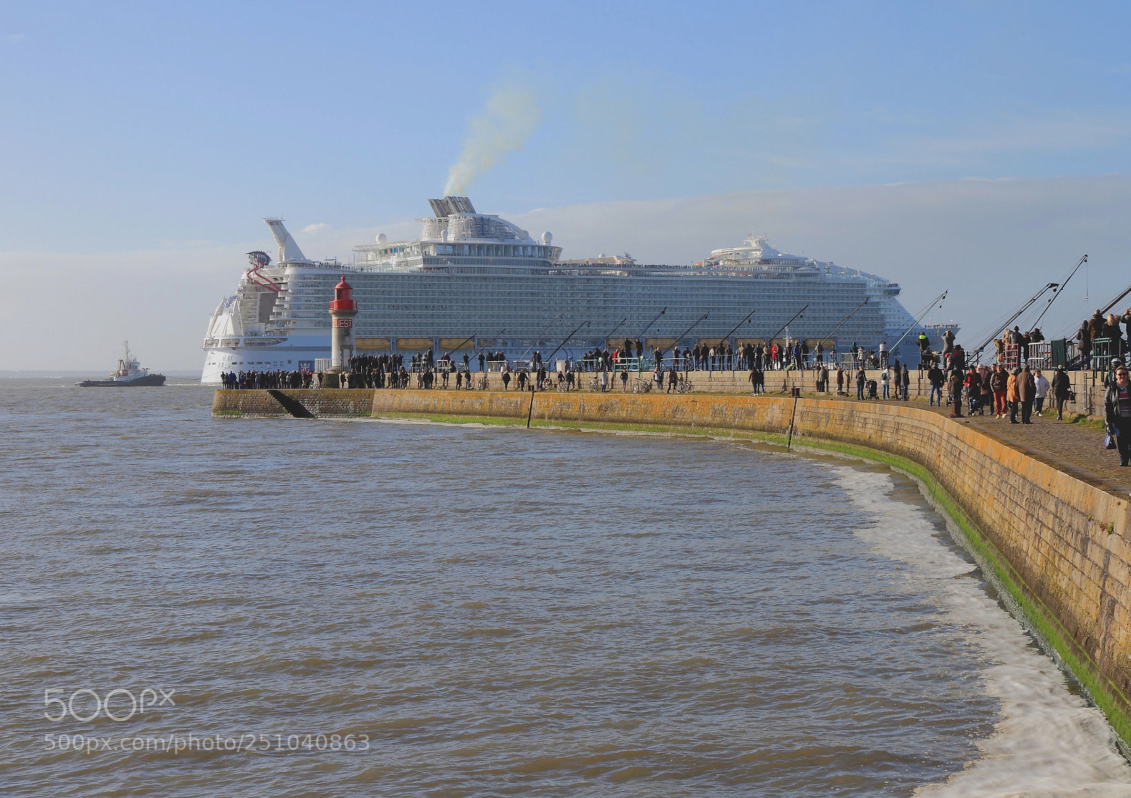 Canon EOS 7D sample photo. Symphony of the seas photography