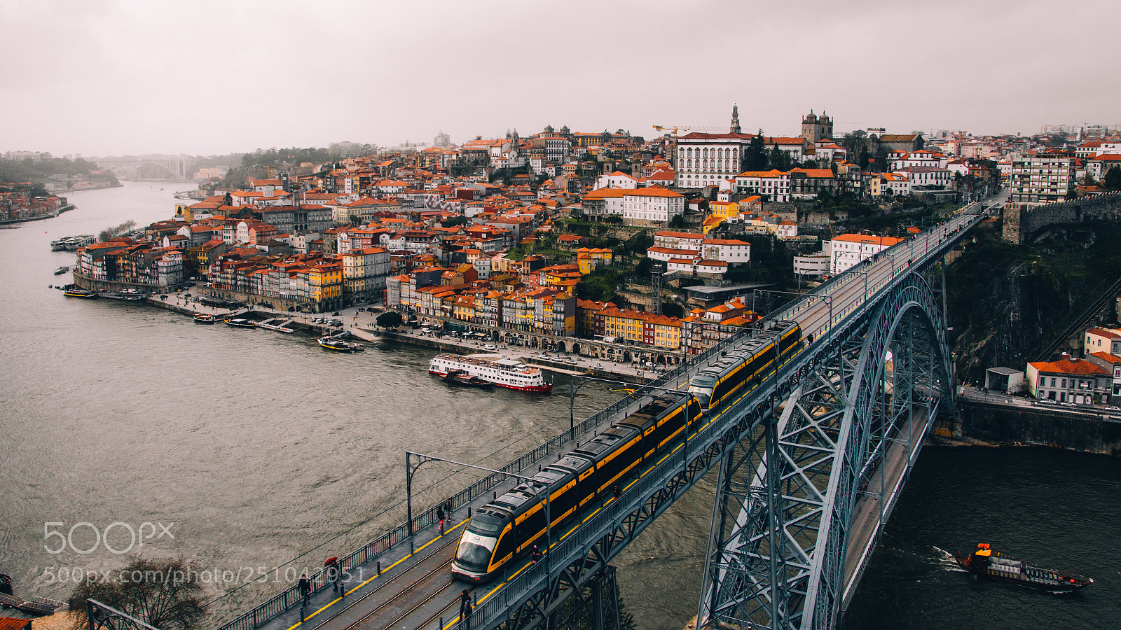 Nikon D7200 sample photo. Porto, love at first photography