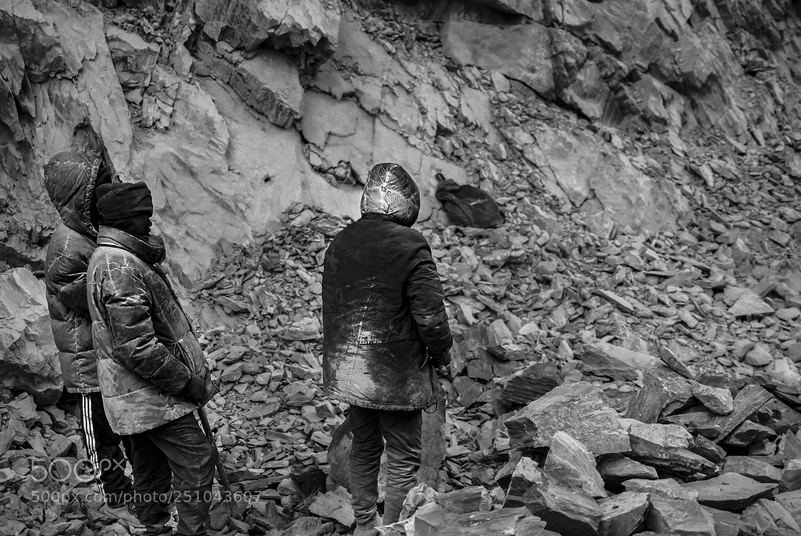 Nikon D500 sample photo. Workers at high altitude photography