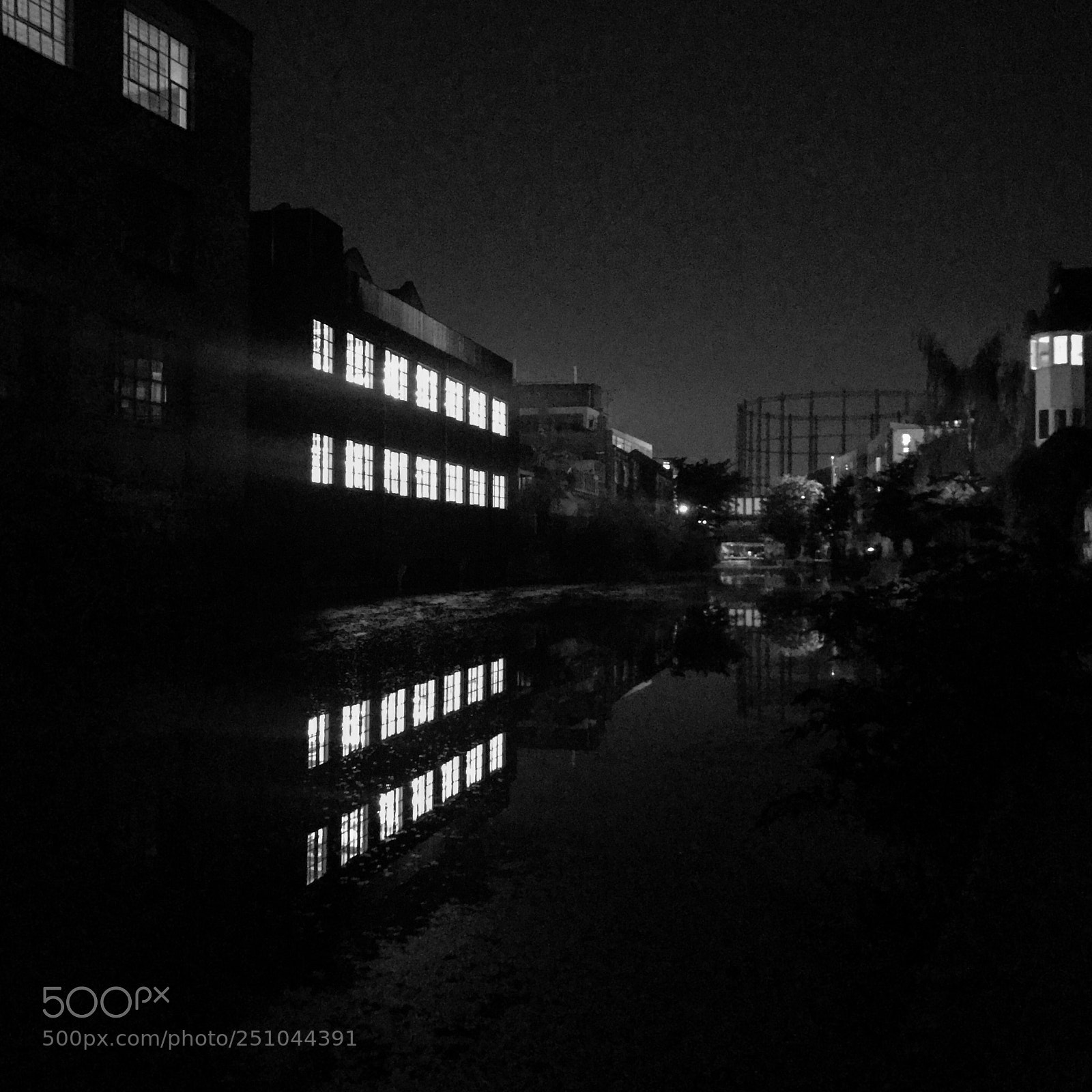 Apple iPhone 7 sample photo. Black and white reflections  photography