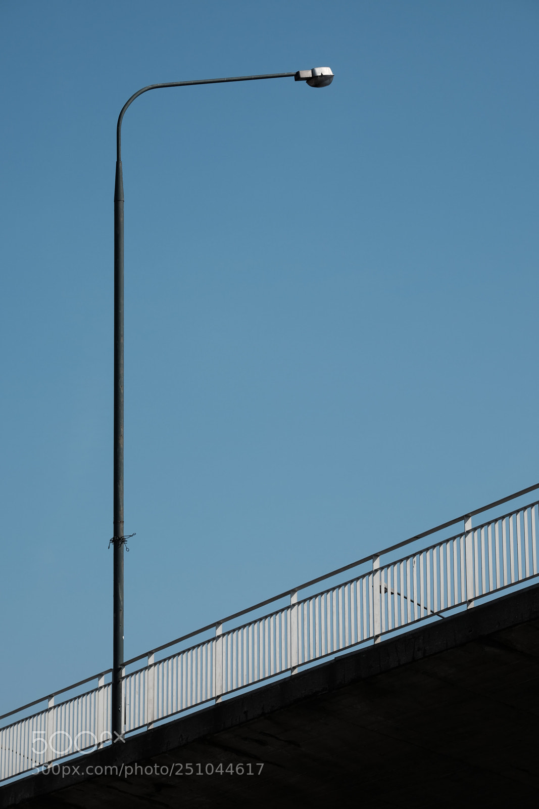 Fujifilm X-T10 sample photo. Street lamp photography