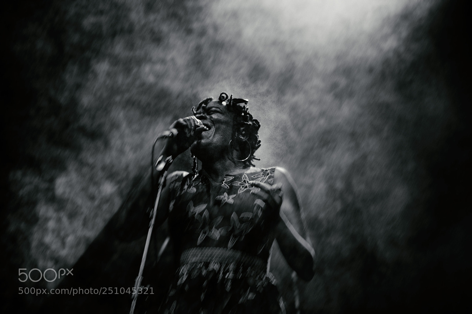 Nikon D3200 sample photo. Rain photography