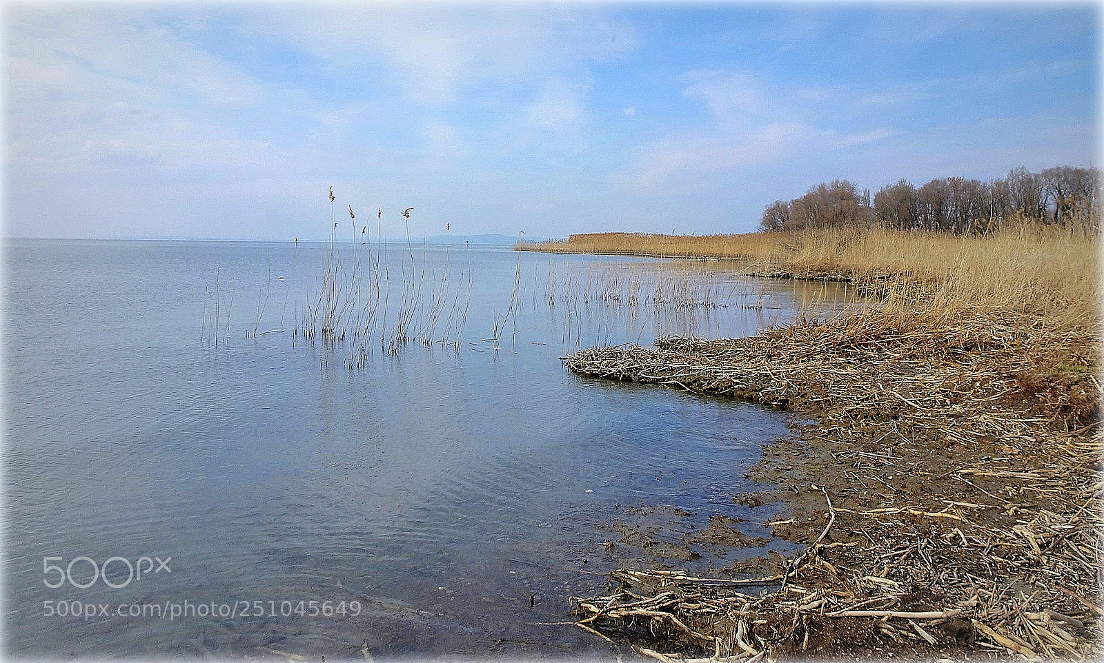Sony Cyber-shot DSC-HX80 sample photo. "the lake" photography