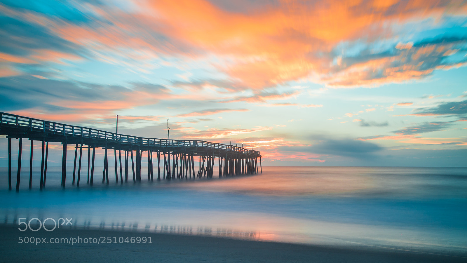 Canon EOS 5D Mark II sample photo. Avon pier photography
