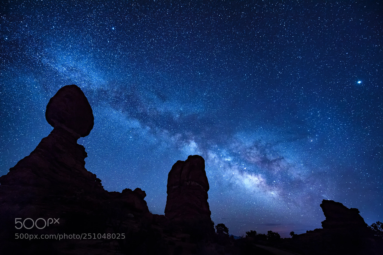 Nikon D5 sample photo. The milky way over photography