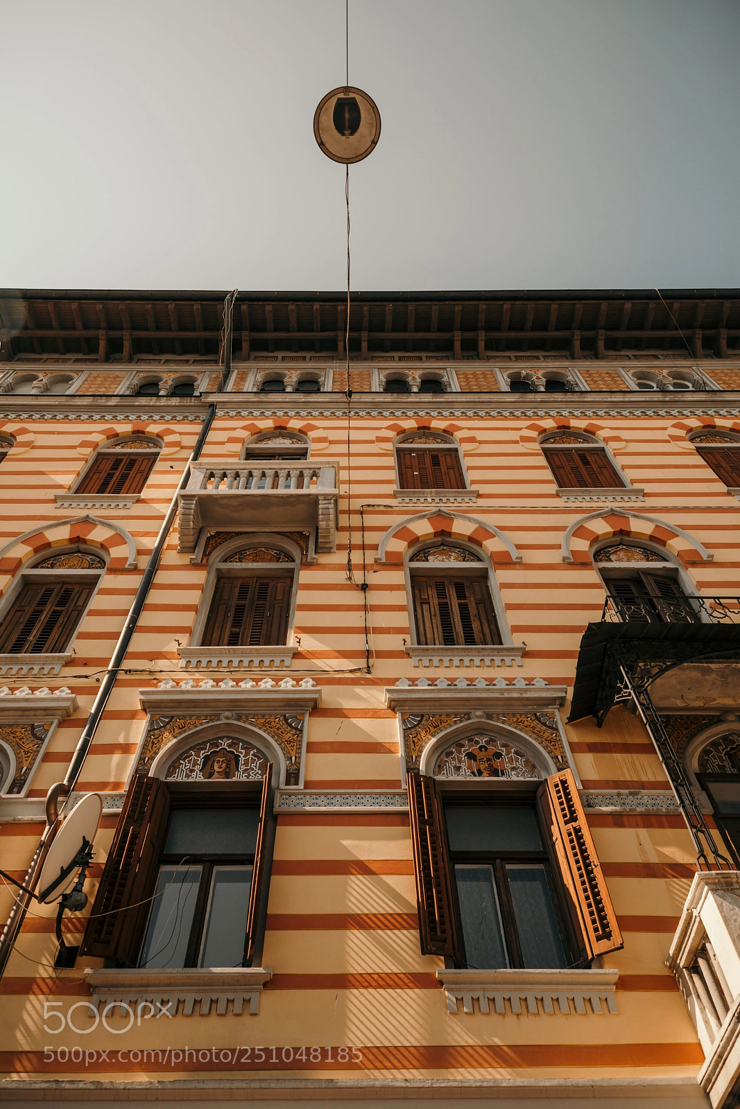 Canon EOS 5D Mark IV sample photo. Palace photography