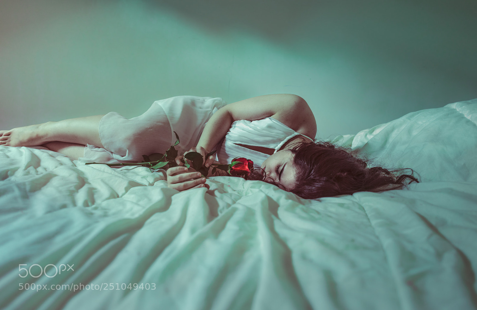 Canon EOS 5D Mark IV sample photo. Sensory deprivation photography