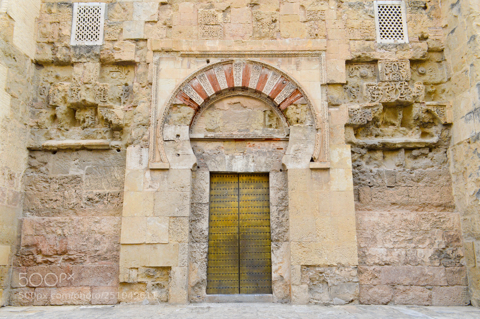 Nikon D3200 sample photo. Doorway photography