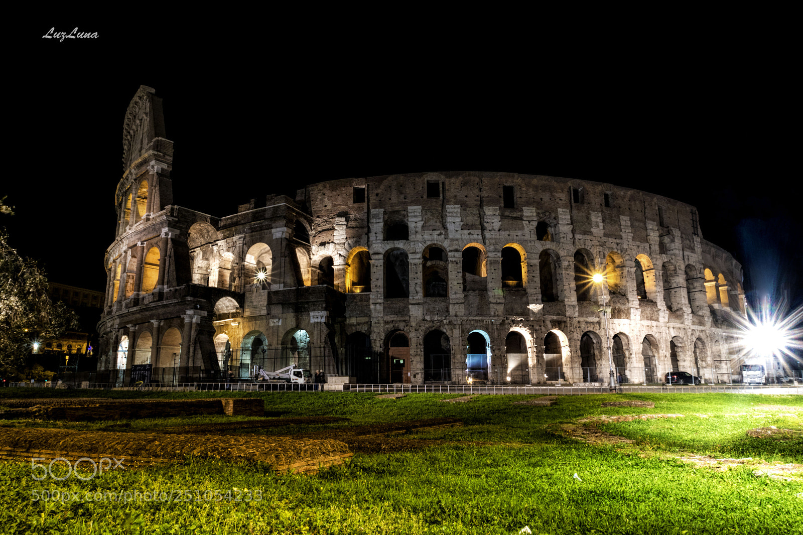 Canon EOS 750D (EOS Rebel T6i / EOS Kiss X8i) sample photo. Coliseum photography