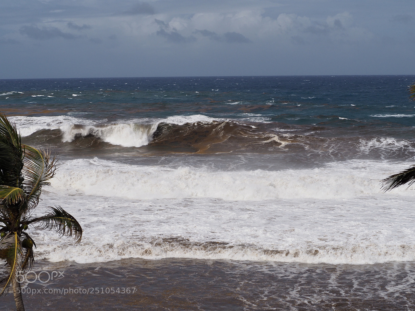 Olympus OM-D E-M10 II sample photo. Disaster at surfer s photography
