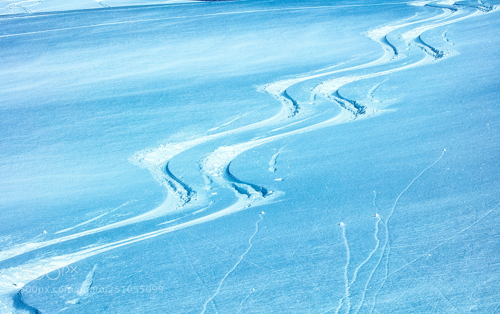 Canon EOS 5DS R sample photo. Winding route photography