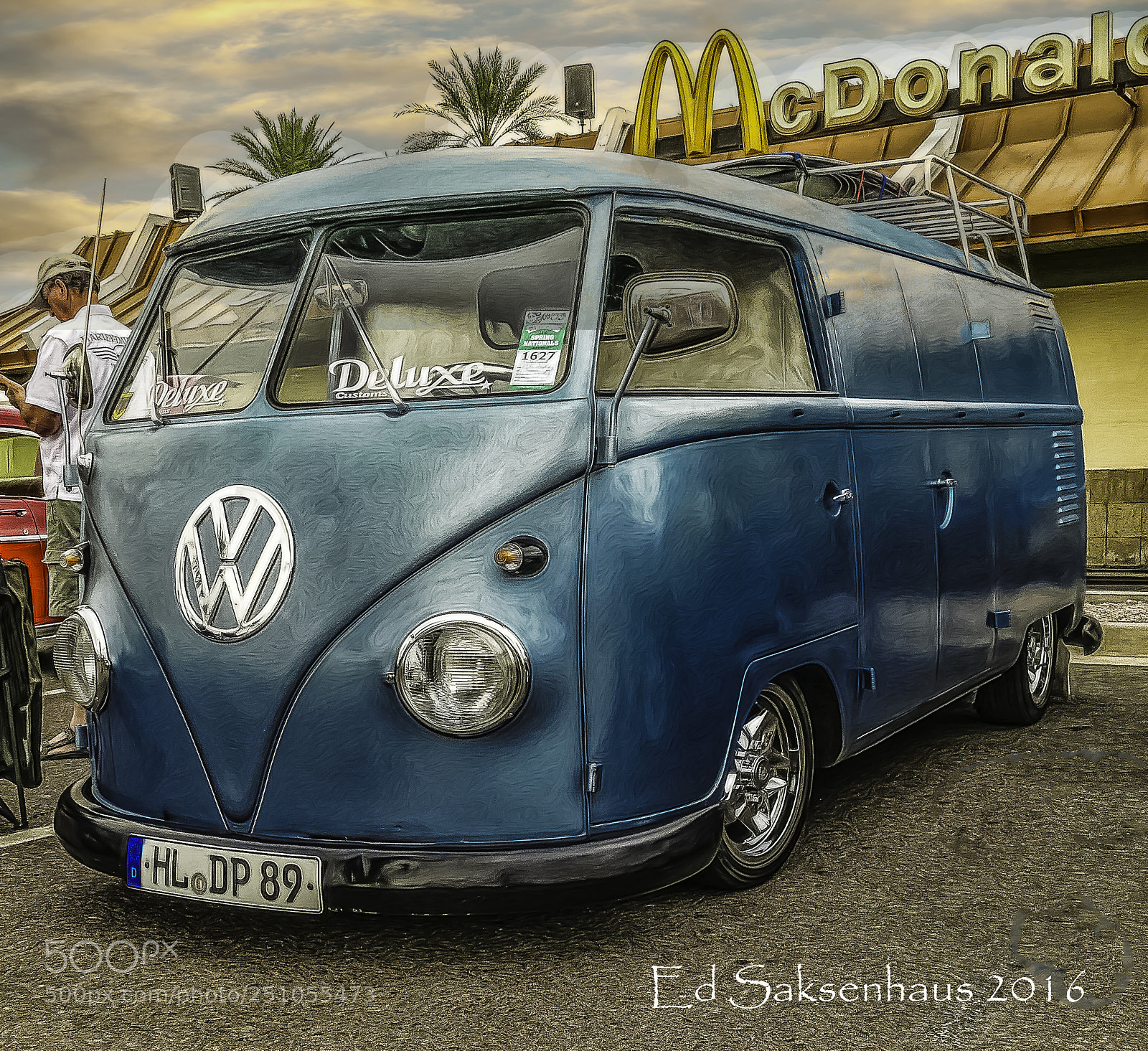 Panasonic Lumix DMC-FZ1000 sample photo. Vw van photography