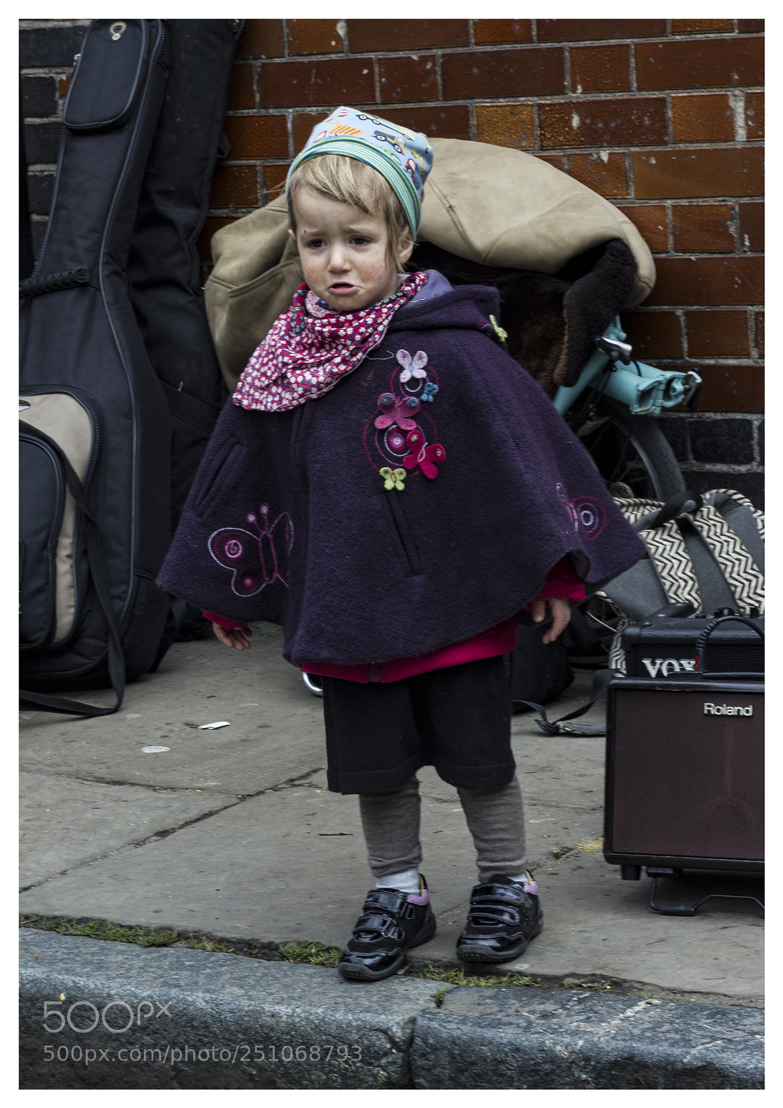 Canon EOS 550D (EOS Rebel T2i / EOS Kiss X4) sample photo. Market girl - pout photography