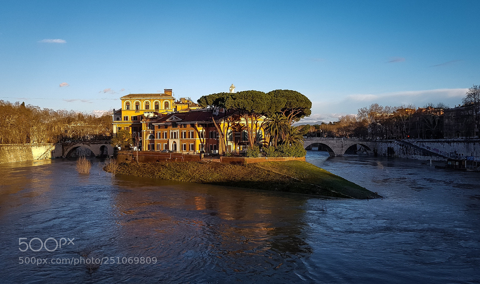 Samsung Galaxy S8 sample photo. Isola tiberina photography