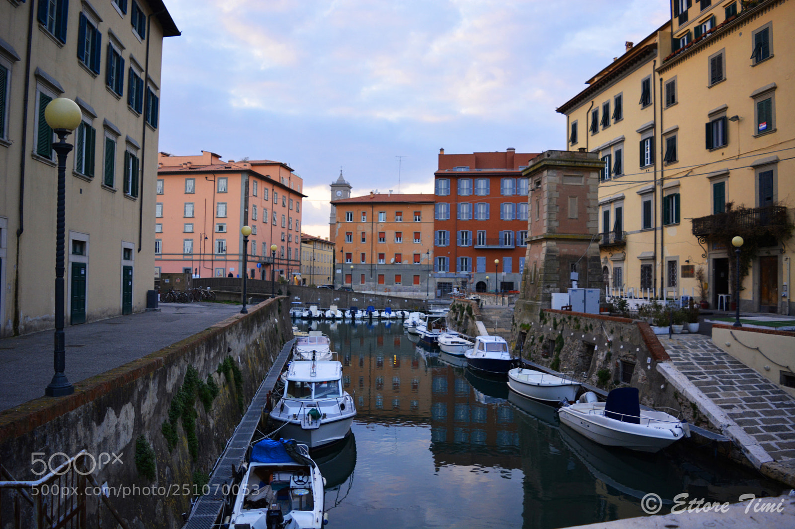 Nikon D5200 sample photo. Quartiere venezia, livorno. photography