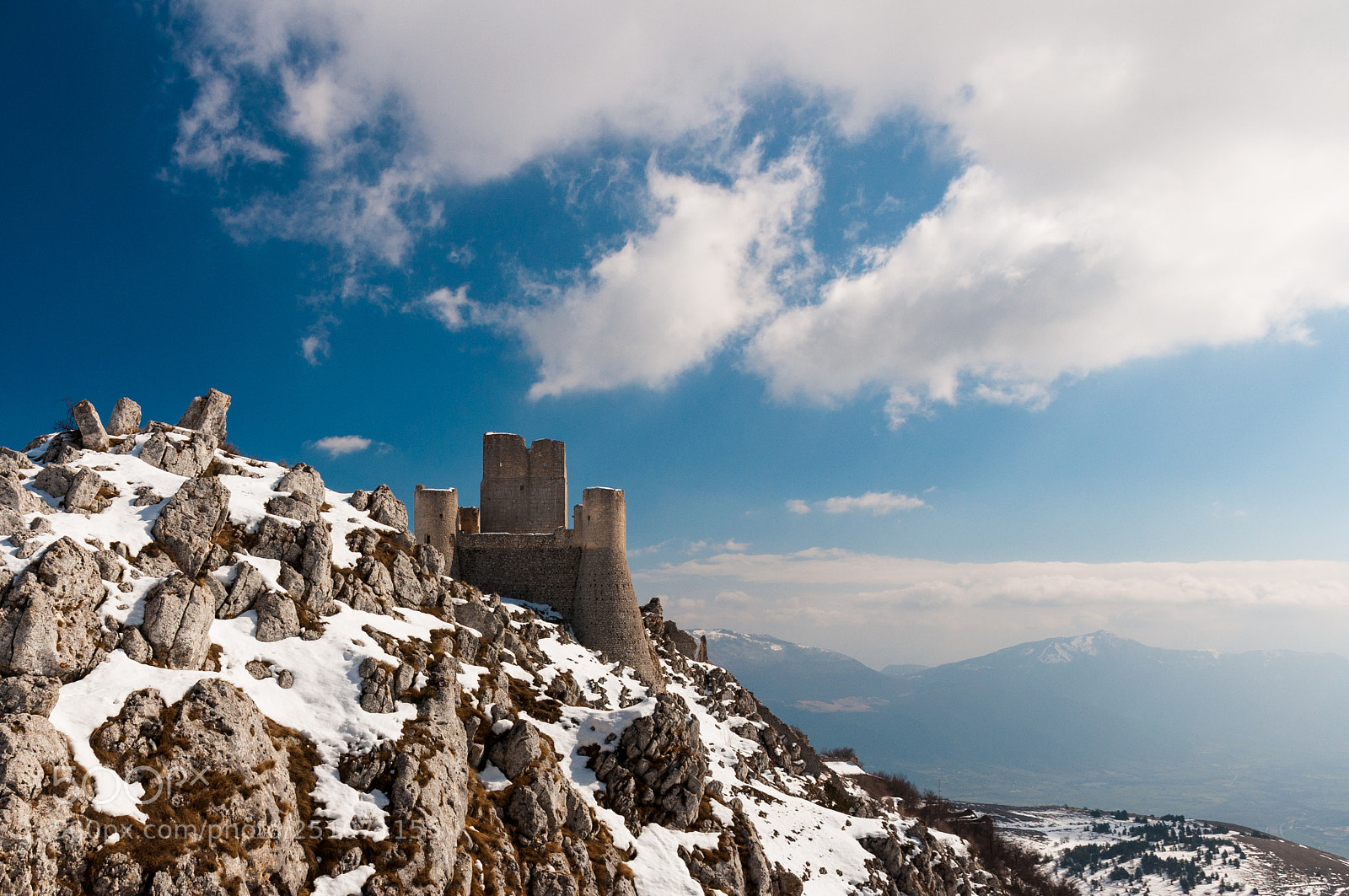Nikon D90 sample photo. The castle of rocca photography