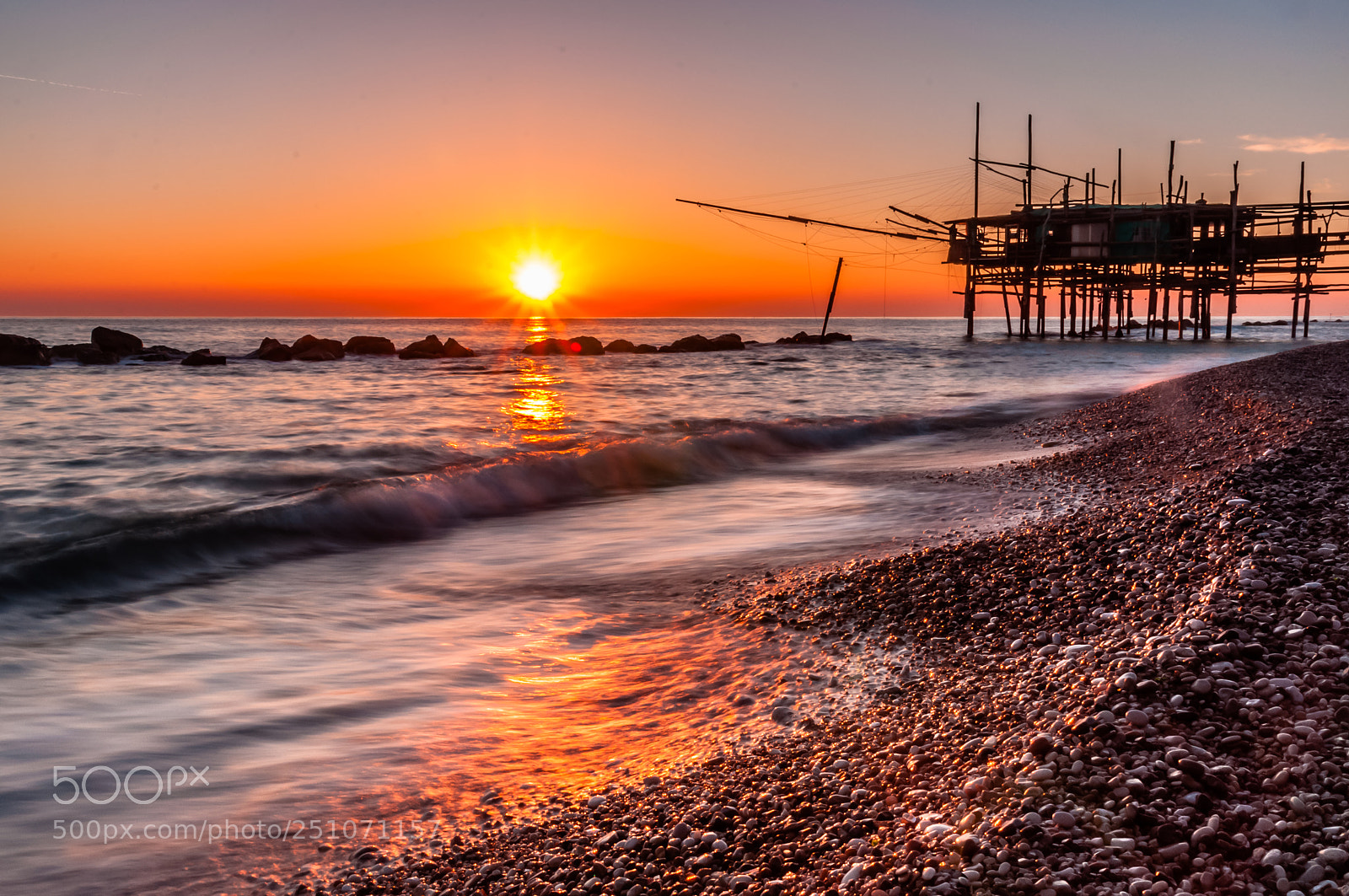 Nikon D90 sample photo. Sunrise on the trabocchi photography