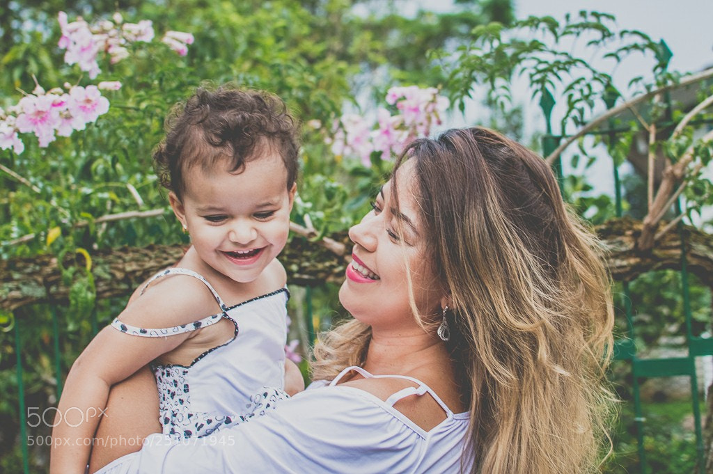 Nikon D3200 sample photo. Mother and daughter photography