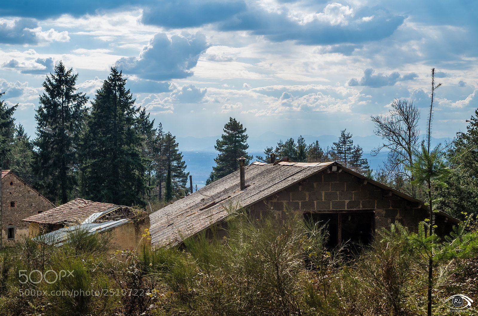 Pentax K-50 sample photo. Ferme abandonée photography