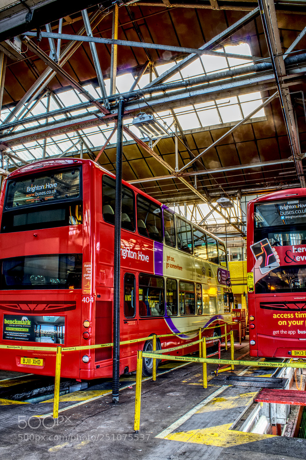 Canon EOS 1200D (EOS Rebel T5 / EOS Kiss X70 / EOS Hi) sample photo. Brighton bus photography