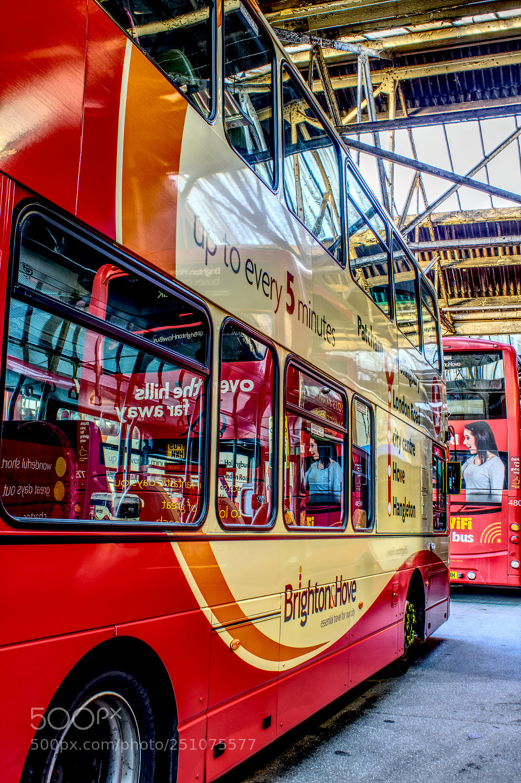 Canon EOS 1200D (EOS Rebel T5 / EOS Kiss X70 / EOS Hi) sample photo. Brighton bus #2 photography