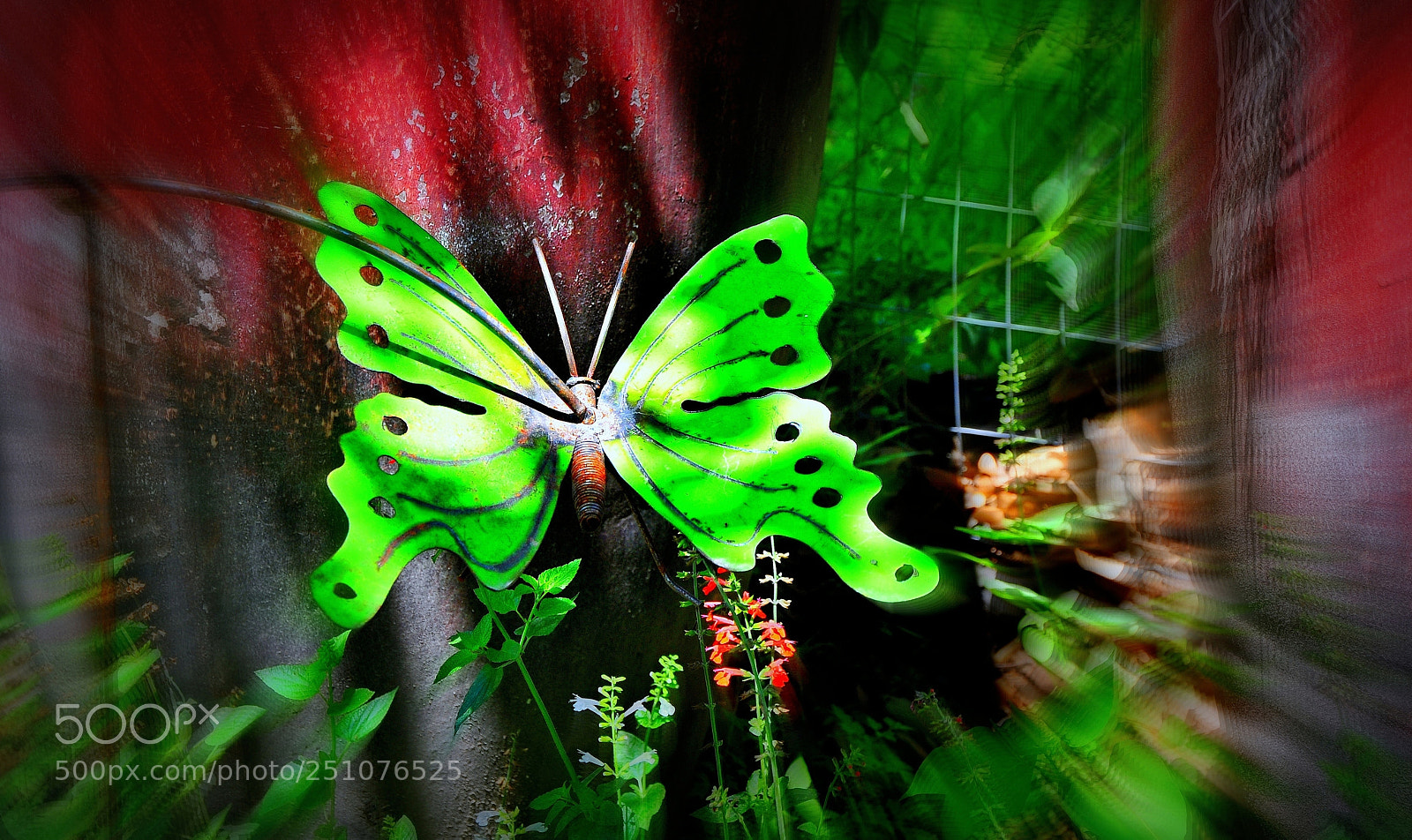Nikon D90 sample photo. Metalwork photography