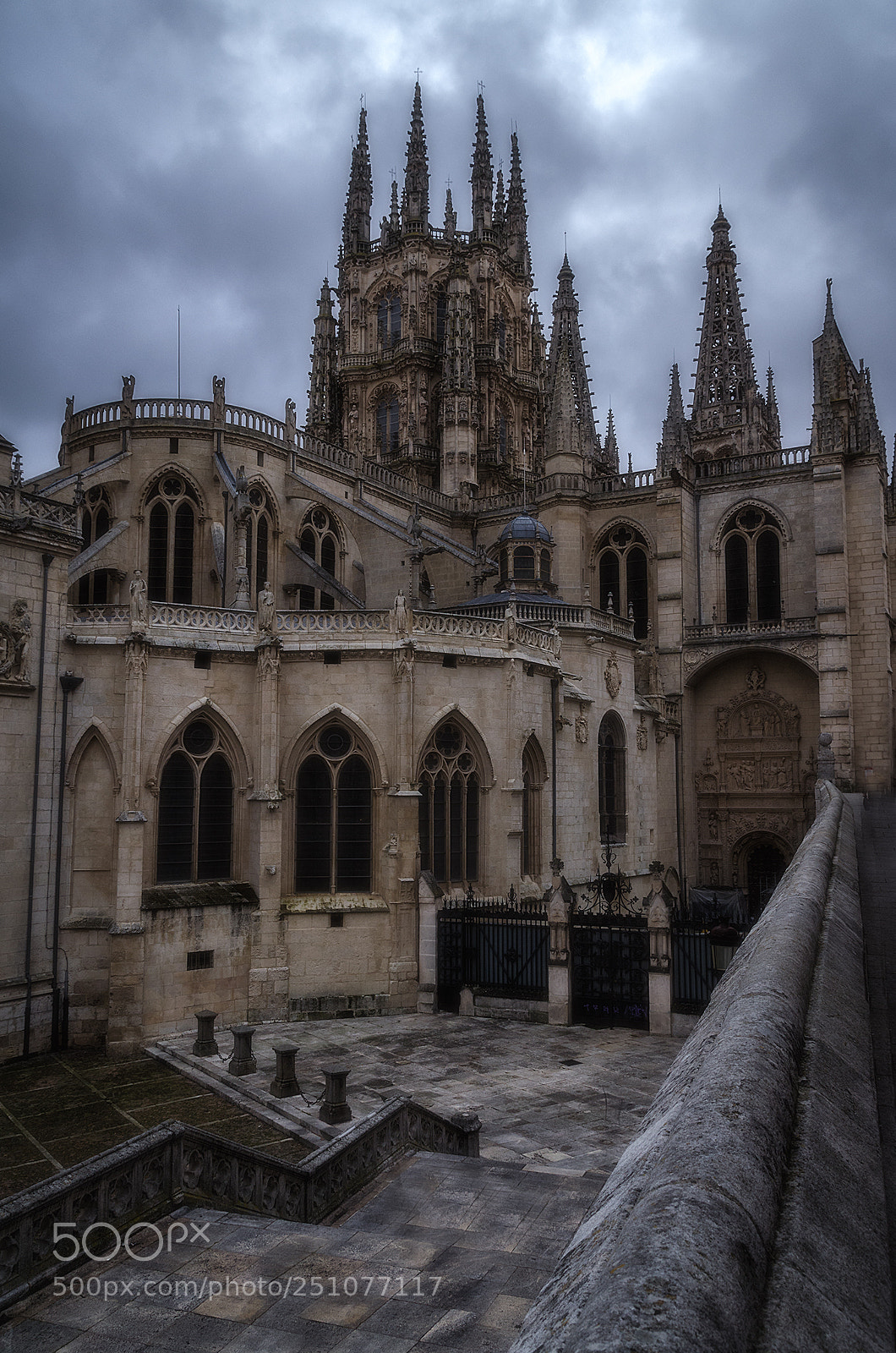 Nikon D5100 sample photo. Catedral de burgos photography