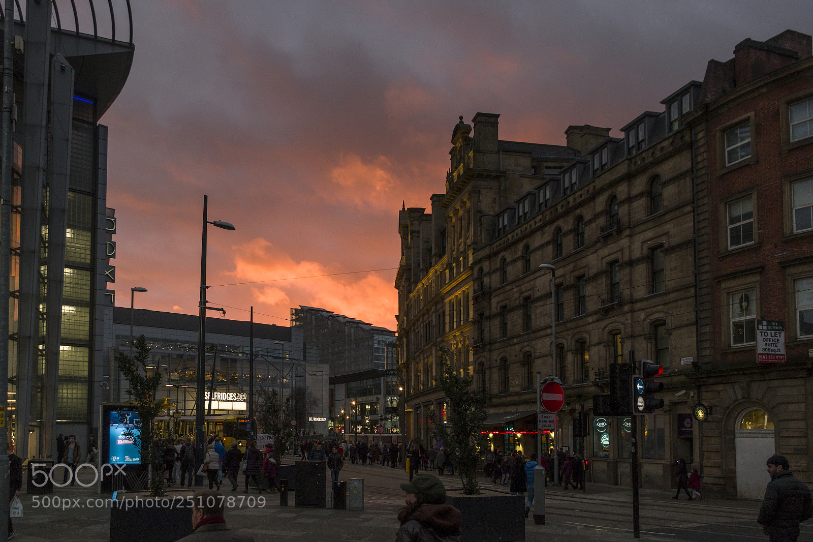 Pentax K-S2 sample photo. Sunset on town photography