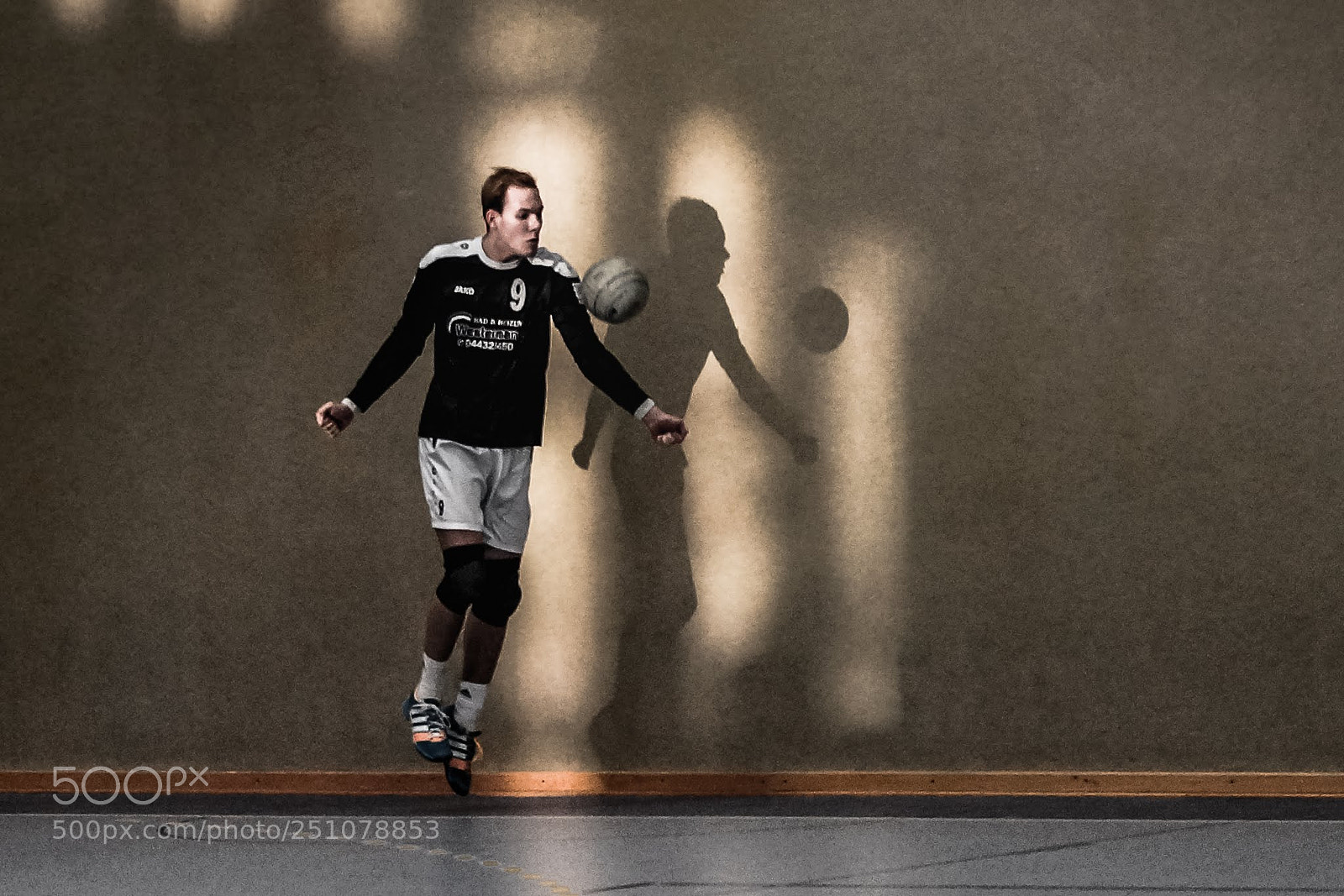 Sony SLT-A99V sample photo. Fistball shadow photography