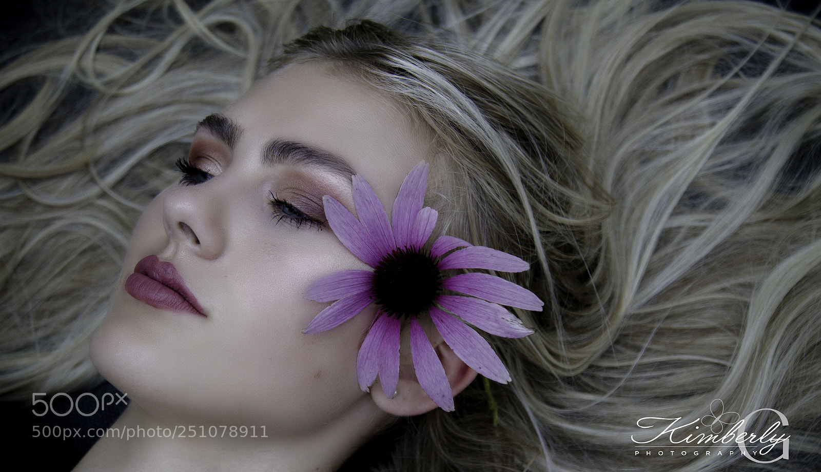 Canon EOS 7D sample photo. Girl with the flower photography