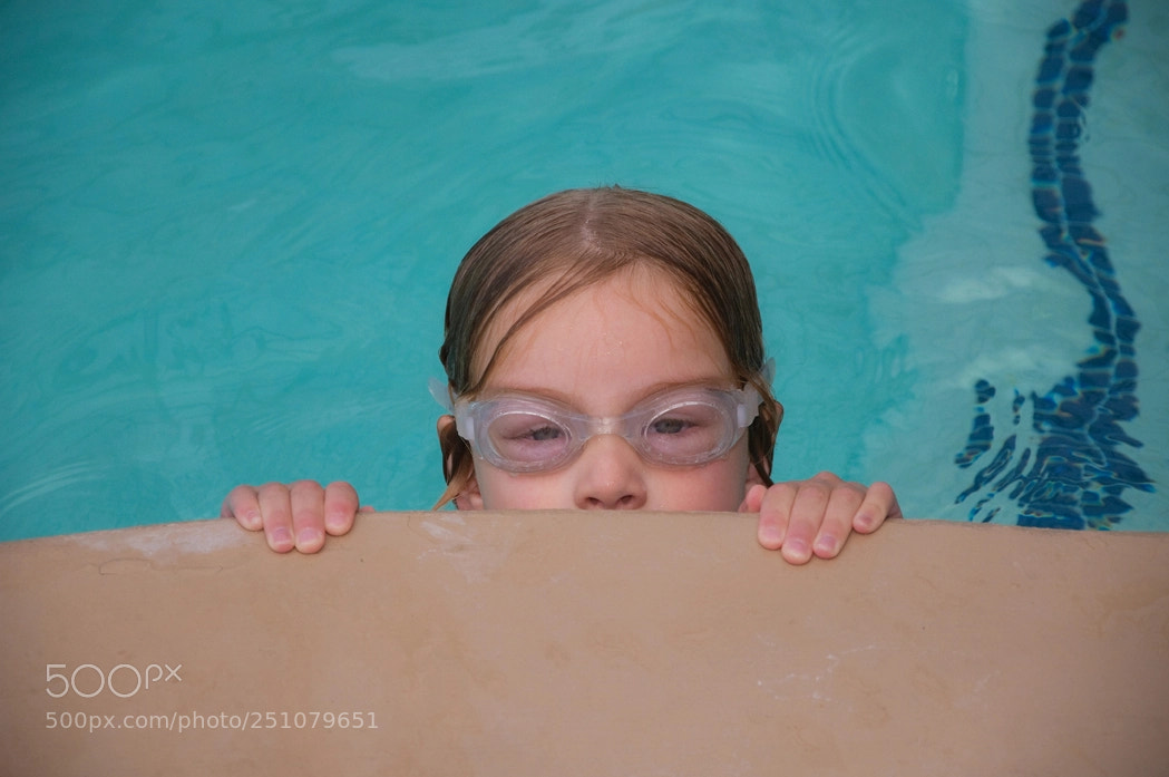 Nikon D90 sample photo. Avery in pool. photography