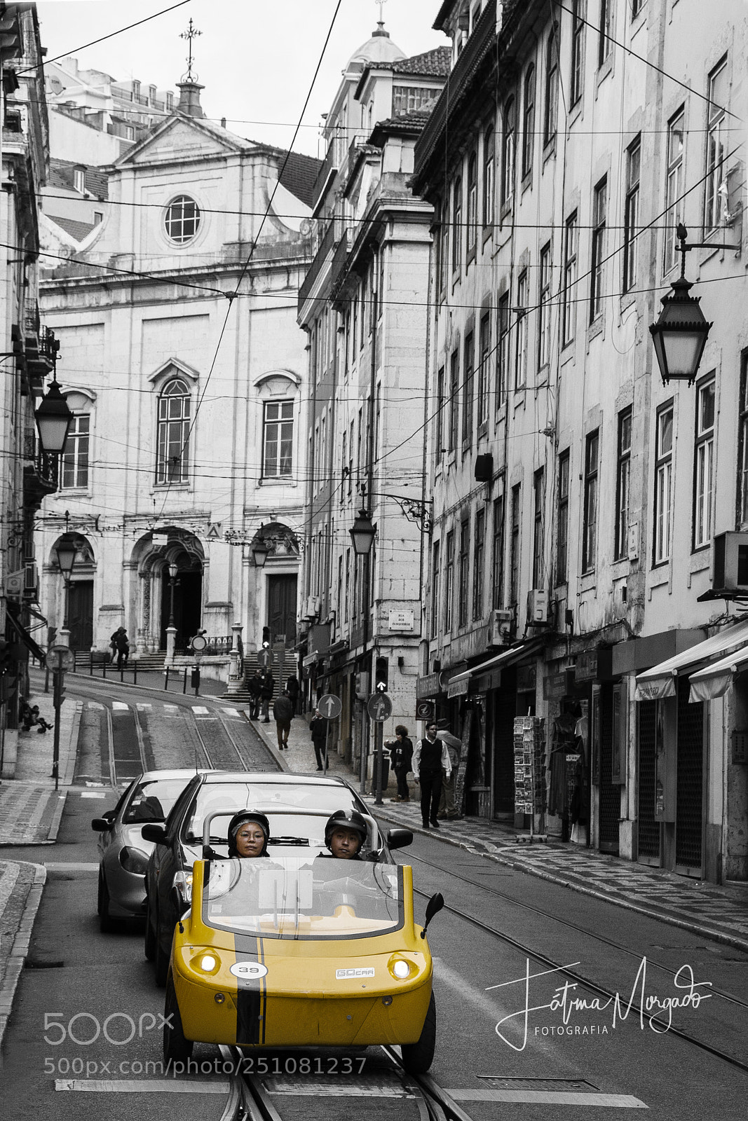 Nikon D7200 sample photo. Ride in a yellow photography