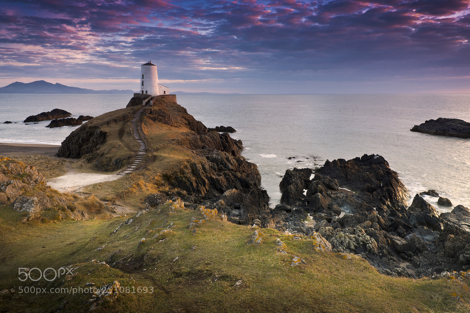 Nikon D7100 sample photo. Twr mawr, llanddwyn island photography