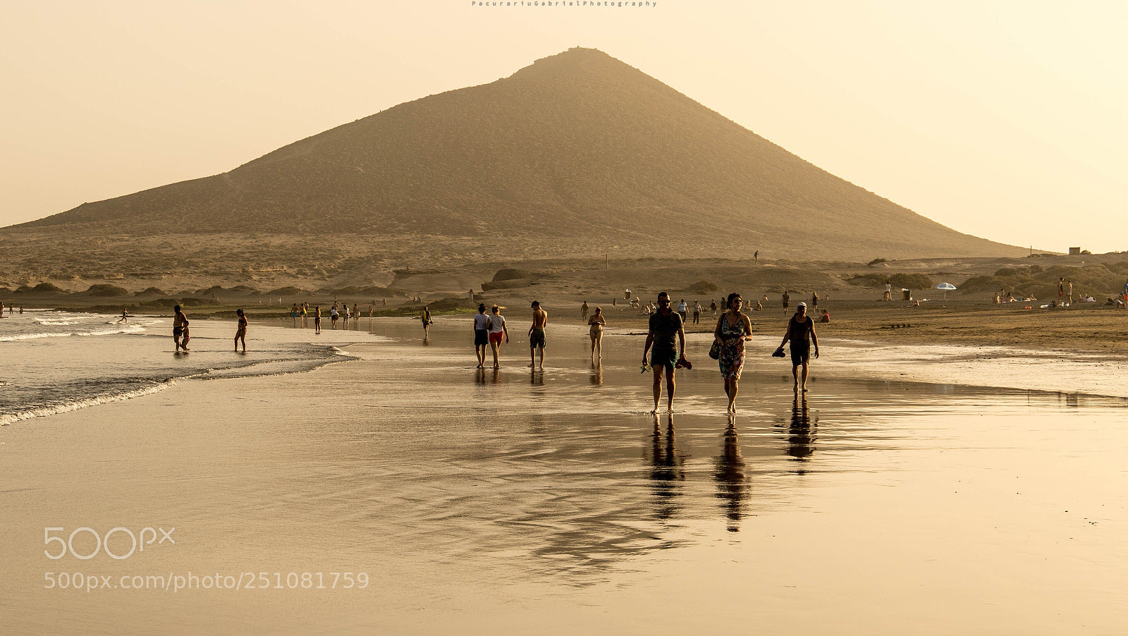 Canon EOS 7D Mark II sample photo. Sunset walk photography