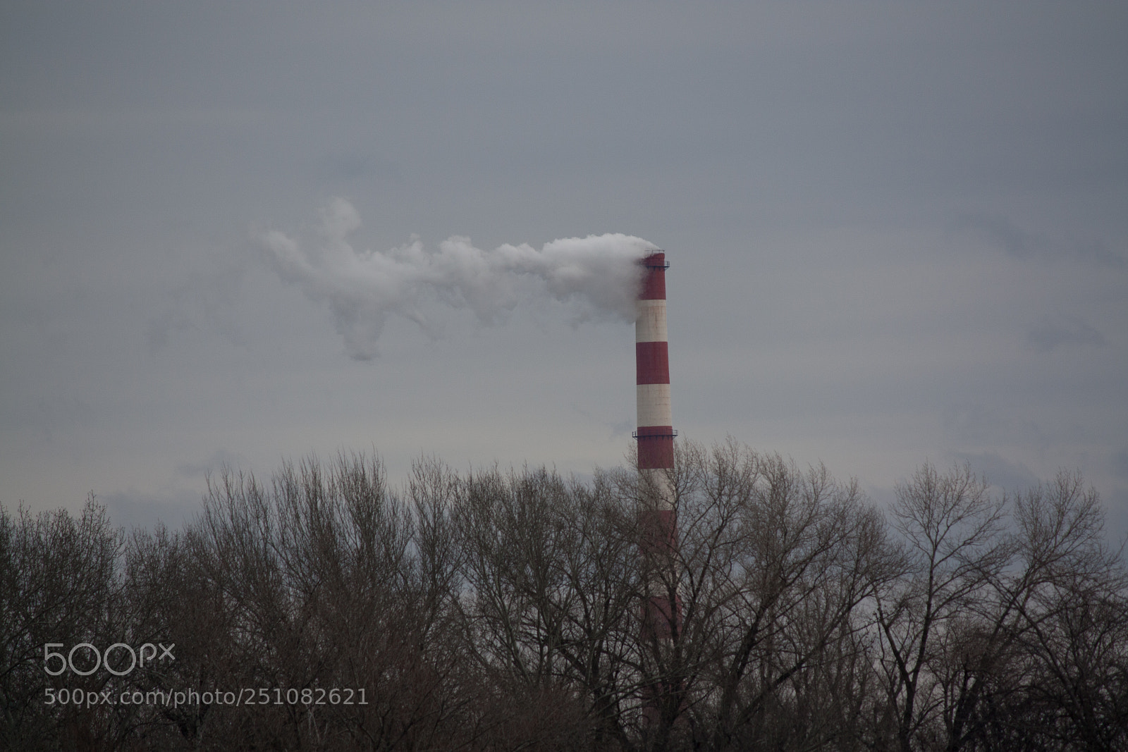 Canon EOS 450D (EOS Rebel XSi / EOS Kiss X2) sample photo. Industrial chimney photography