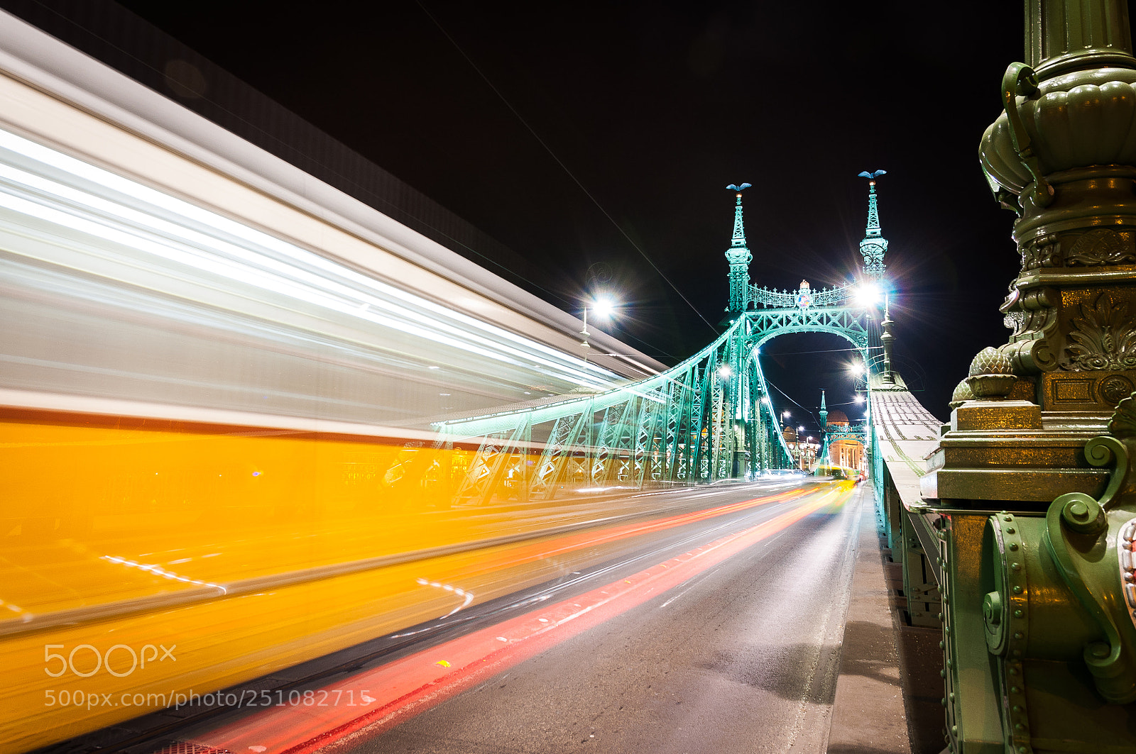 Nikon D90 sample photo. Liberty bridge, budapest, hungary photography