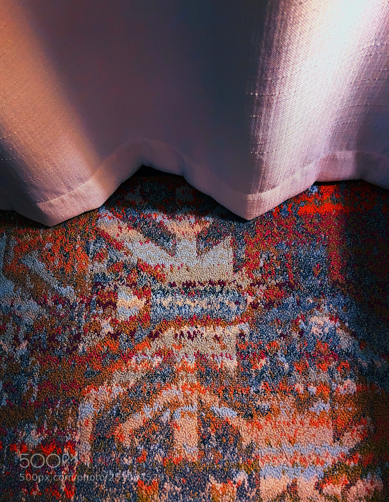 Apple iPhone 8 Plus sample photo. Carpet photography