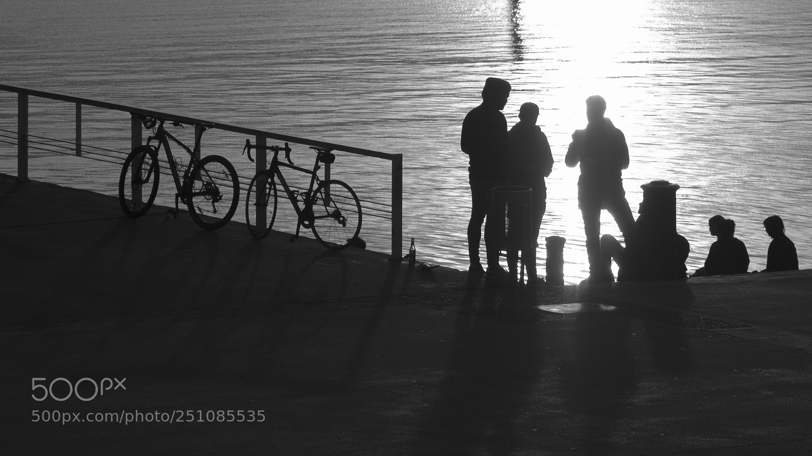Fujifilm X-T10 sample photo. The people from the photography