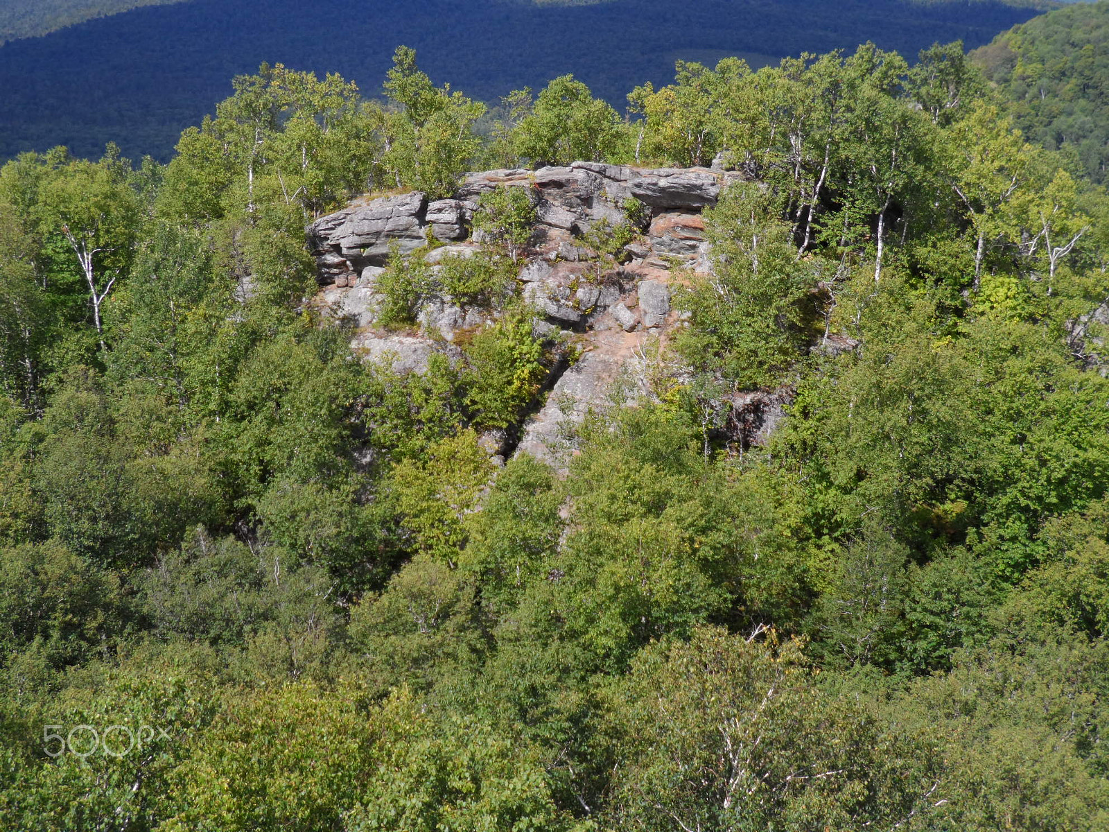 Samsung WB150 / WB150F / WB152 / WB152F / WB151 sample photo. Mountainside cliff photography
