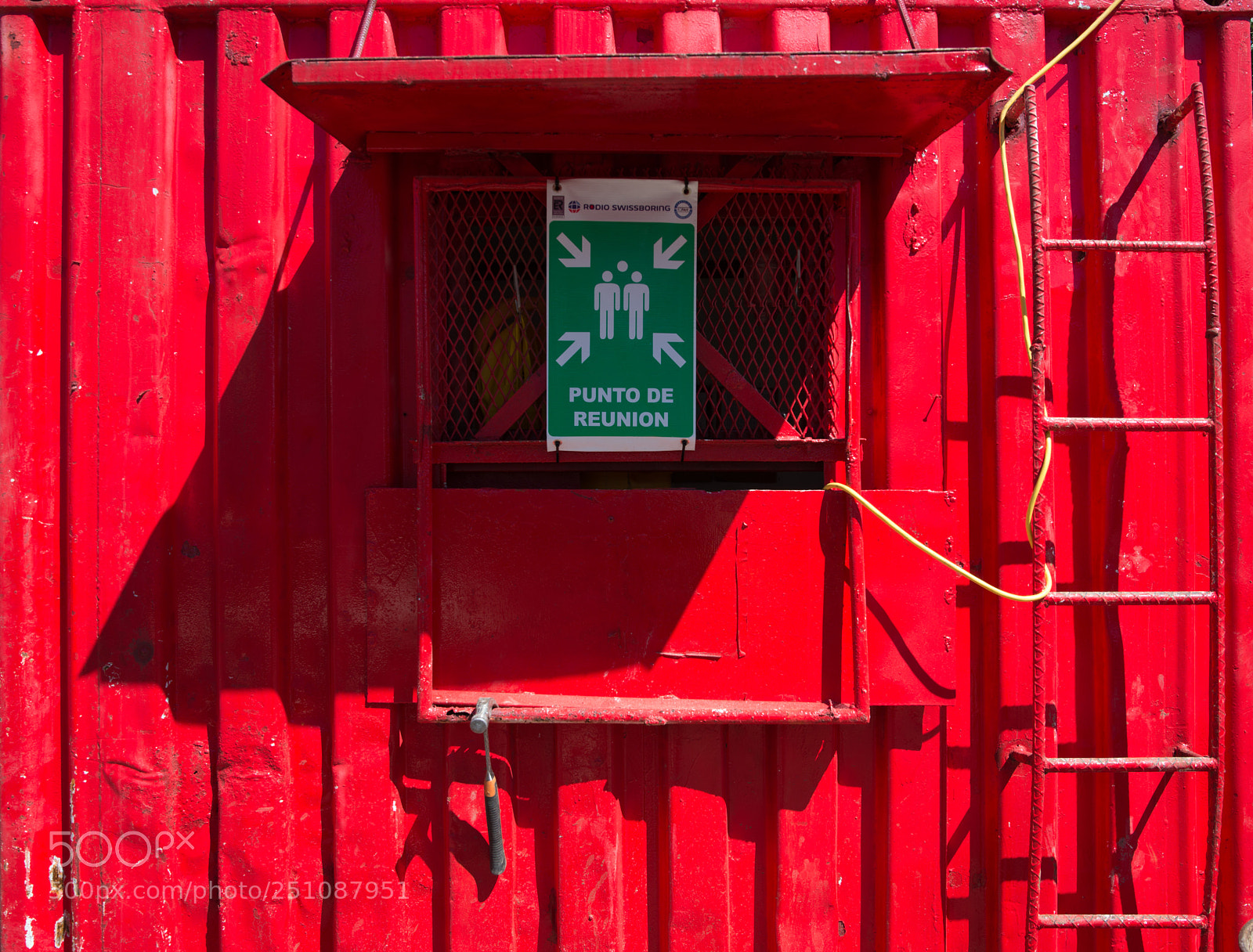 Nikon D800E sample photo. Red shred photography