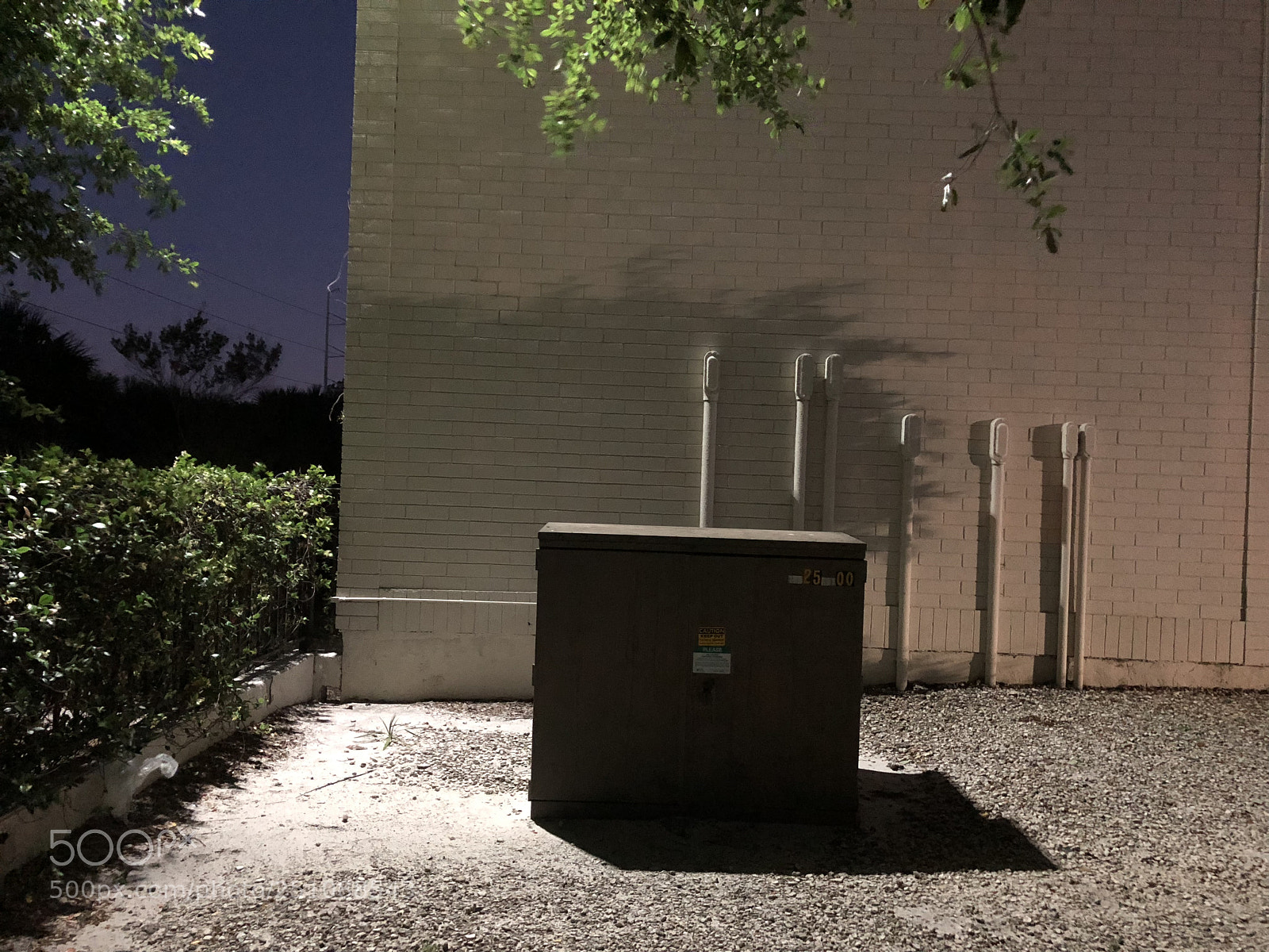 Apple iPhone X sample photo. Wall box photography