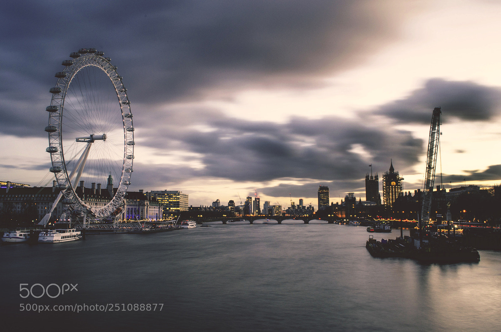 Nikon D5100 sample photo. London sunset photography